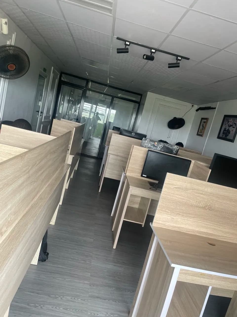 Workstation interior seating
